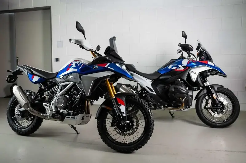 La F 450 GS no solo amplía la familia GS: la hace más abierta, más lógica y, probablemente, más deseable que nunca
