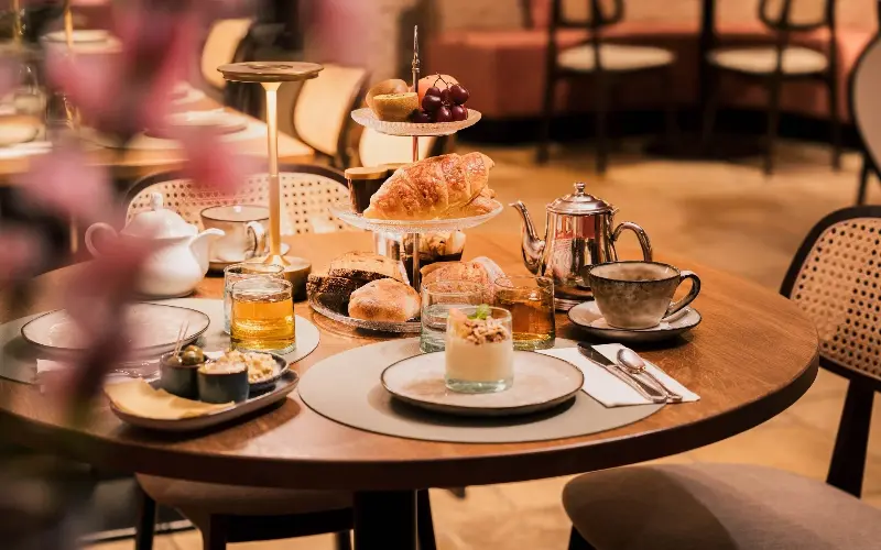 Enjoy a plant-based breakfast at Hotel Malleberg in Bruges