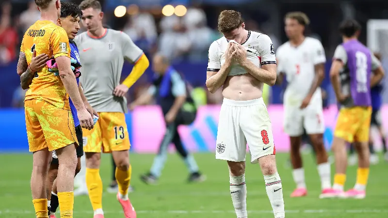 Una maldición eterna... Los campeones del mundo siempre arrollan a Inglaterra