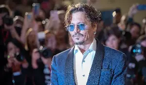 Johnny Depp Surprises Comic Con as Ebenezer Scrooge