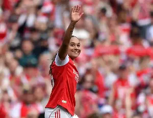 Arsenal 2-1 Lyon: Olivia Smith on target as Gunners get upper hand in Champions League semi-final