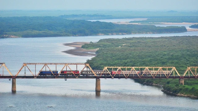 Top 12 longest train journeys in the world, the longest lasting up to 8 days - Photo 2.