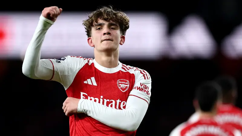 Max Dowman ha asegurado que le espera un futuro «fantástico» con la selección inglesa, pero su exentrenador advierte que no hay que «precipitarse» con la joven promesa del Arsenal
