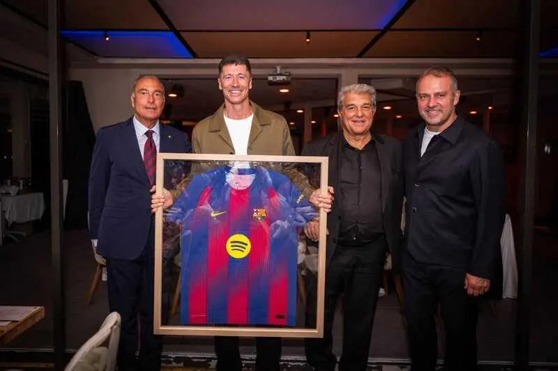 El Barça celebra en familia otra temporada "histórica"