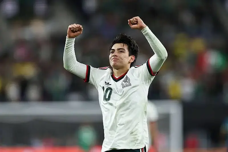 Gilberto Mora