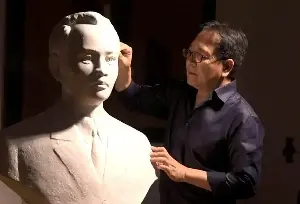 People's Artist Vuong Duy Bien: From form to human emotion