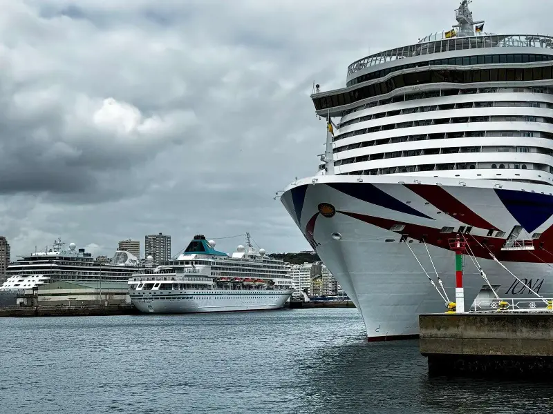 A Coruña se prepara para una jornada con cuatro cruceros y más de un millón de euros de impacto
