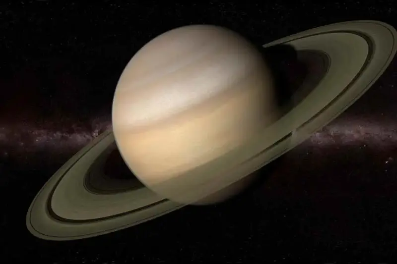 Il Signore degli Anelli incontra il nostro satellite, tutti pronti per il “bacio” Luna – Saturno