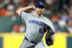 Seth Lugo surrenders four home runs in Royals' 6-2 loss to Astros