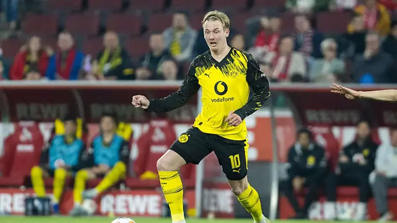 1. FC Koeln v Borussia Dortmund - Bundesliga