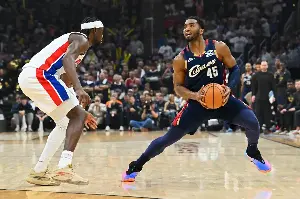 Donovan Mitchell Makes NBA Playoff History in Game 4 Win