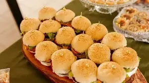Try these air-fried creamy paneer sliders for a crispy, cheesy, and indulgent snack at home: Step-by-step recipe