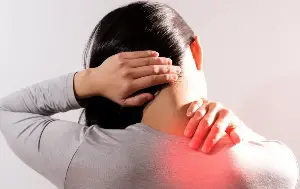 4 ways to reduce the risk of neck and shoulder pain.