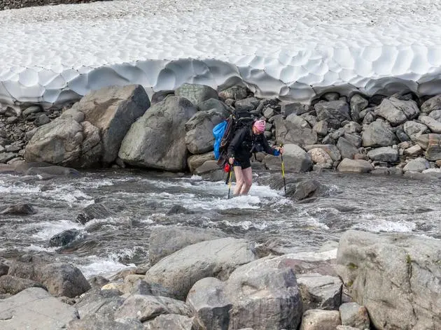 Bis in den Mai hinein kann in Lappland noch Schnee liegen.