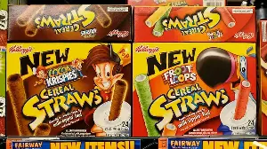 10 Discontinued ’90s and 2000s Snacks That Still Live Rent-Free in Our Heads