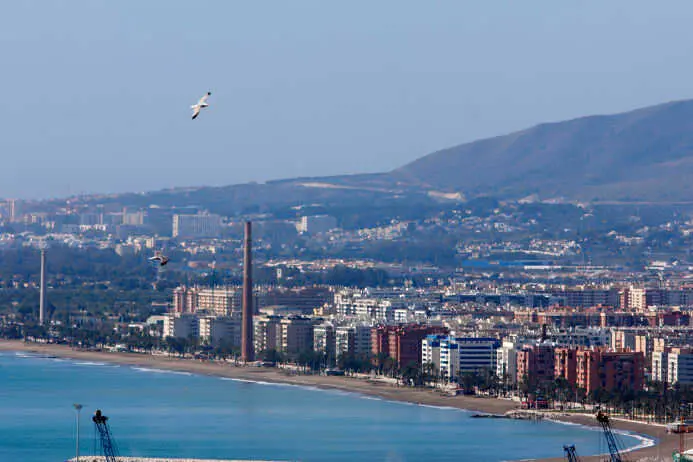 Entra en vigor este sábado la moratoria de apartamentos turísticos y hoteles en uso residencial