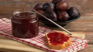 Turn Seasonal Summer Fruits Into Easy Homemade Jam Recipes
