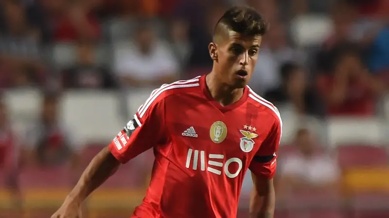 A romantic Lisbon return