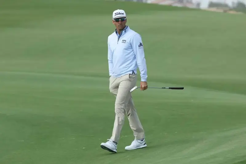 Cabrera Bello lidera la Armada en Doonbeg y Rahm resiste al viento en el Irish Open