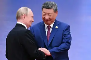 中国貨物船、黒海でロシアドローンの攻撃受け破損…「人命被害なし」
