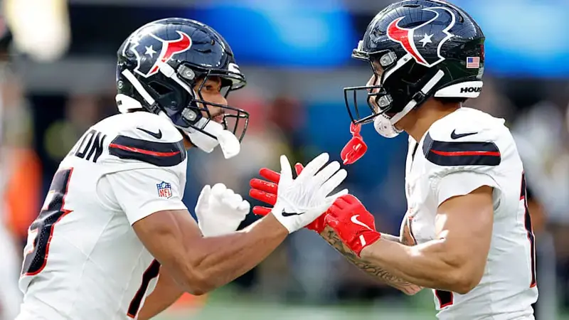 Xavier Hutchinson, Jaylin Noel