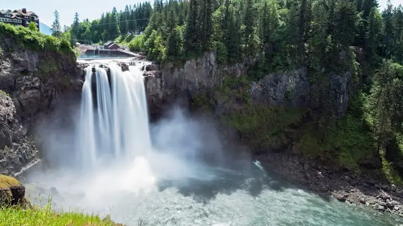 USA, Washington State, Snoqualmie, Snoqualmie River, Snoqualmie Falls