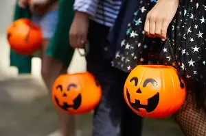 Old Farmer's Almanac Halloween 2026 forecast as map shows possible snow