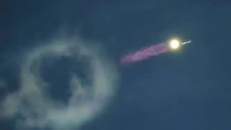 Musks SpaceX kauft US-Frequenzen für Mobilfunk-Angebot