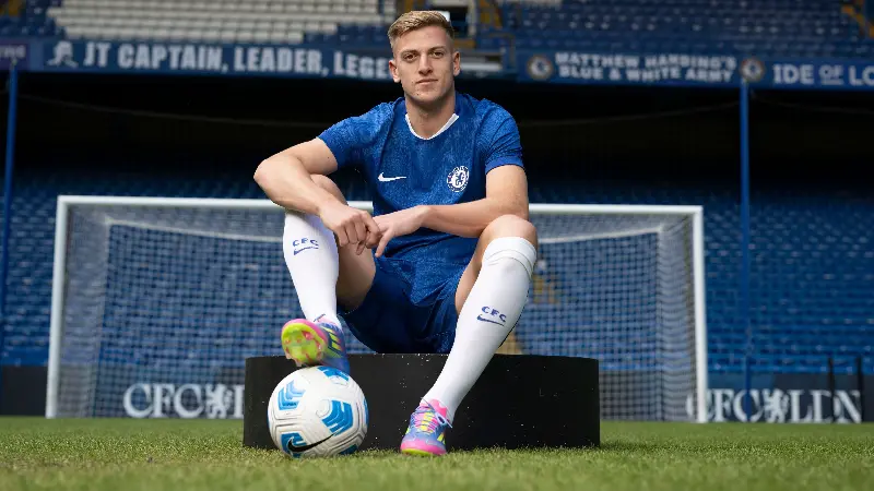 June 4: Liam Delap (Ipswich Town to Chelsea, £30m)