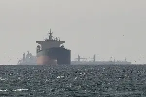 ホルムズ海峡で韓国船火災…船員労連会長「自体の欠陥問題ではない」