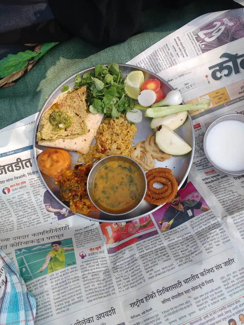 One of the features of Indian cuisine is that it is made from seasonal items.