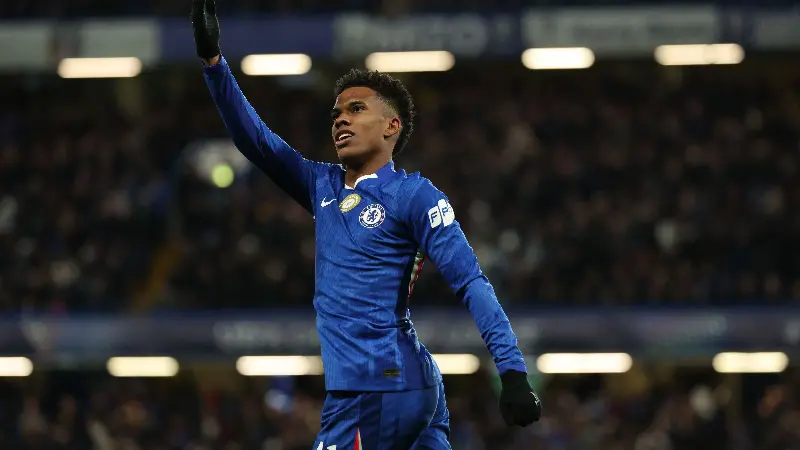 How Barcelona missed out on Estevao