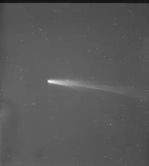 Earth encounters Halley’s Comet tail