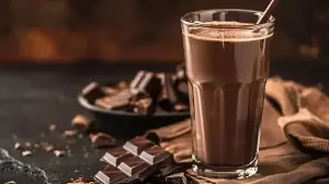 Too Hot For Heavy Desserts? Try These Light Chocolate Drinks