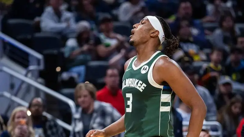 Myles Turner - Milwaukee Bucks