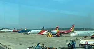 Legal framework for reducing emissions in the aviation industry: From 'green flights' to legal carbon obligations.