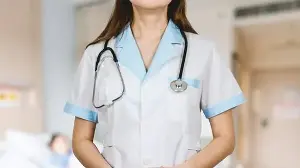 Doctor quits 20-year medical career to run bun shop, says 'I am so happy that I can’t stop'