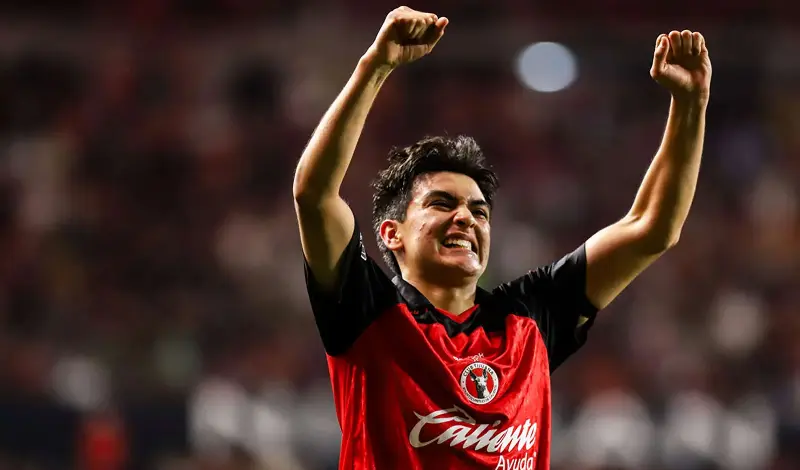 El PSG pone la mira en Gilberto Mora: México vuelve a producir talento