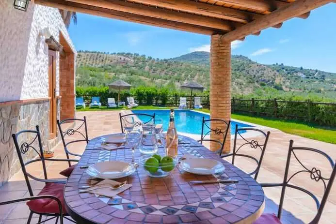 Las casas rurales en Málaga estarán cerca del lleno en agosto por la alta demanda del turismo nacional