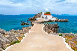 Greek island’s only airport to close for four months