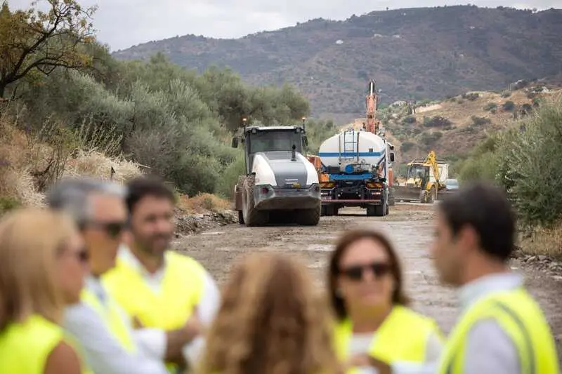 Diputación terminará en un mes el arreglo de la MA-3107 entre Benamargosa y Riogordo tras invertir dos millones