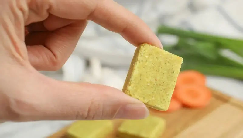 Dado vegetale fatto in casa, come prepararlo e conservarlo