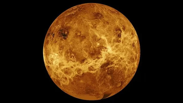 Unveiling the mystery of Venus's disappearing moon - Image 1.