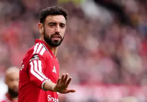 Manchester United face Bruno Fernandes transfer challenge with 'offer prepared'