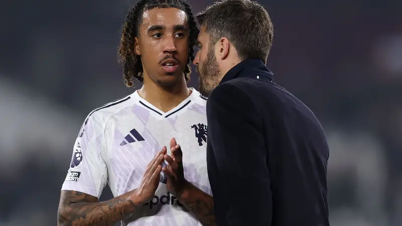 Yoro vuelve tras la lesión de Martínez