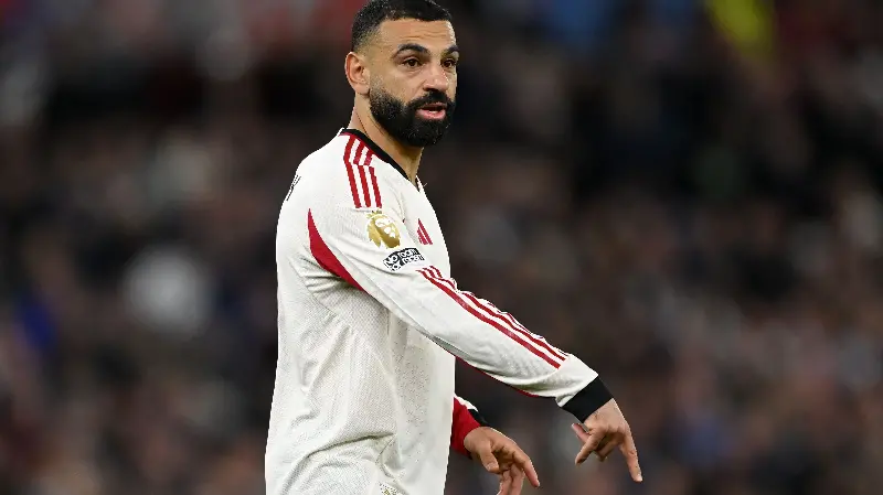 Salah habla claro a Slot