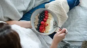 New York dermatologist's daily diet for natural beauty: Which foods you should eat and avoid for better skin