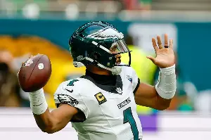 Mike Sielski: Jalen Hurts has a blood clot, and the Eagles now have major questions to answer