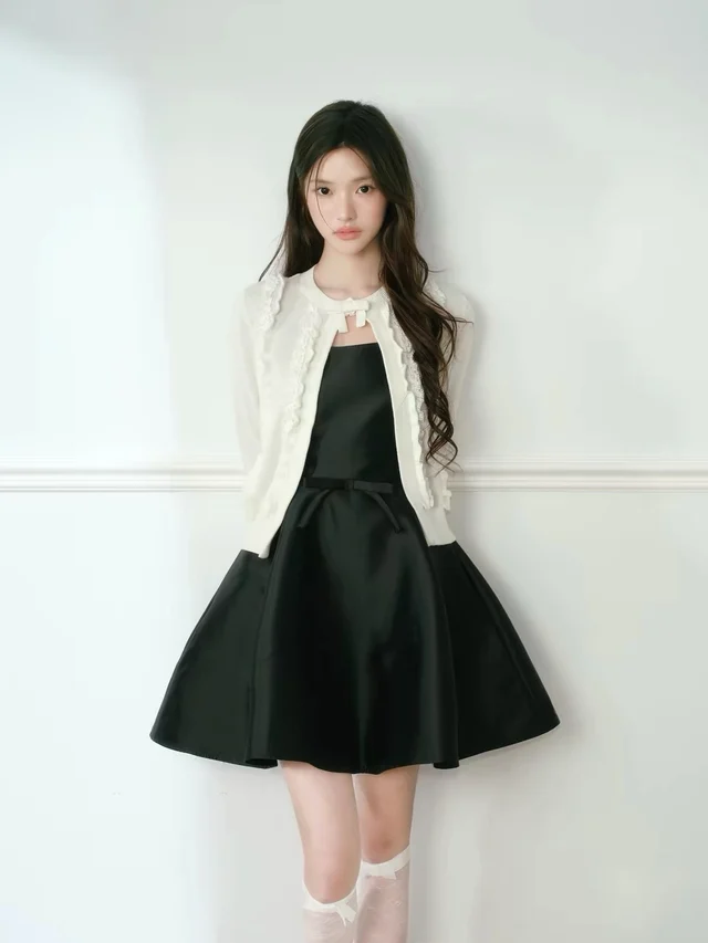 The art of choosing the perfect autumn coat for an elegant lady - Photo 3.