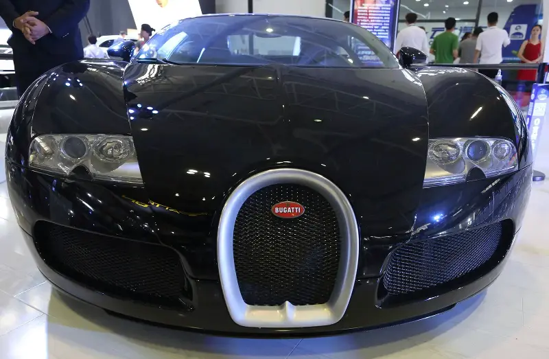 Bugatti levert allerlaatste Mistral en neemt afscheid van iconische W16-motor